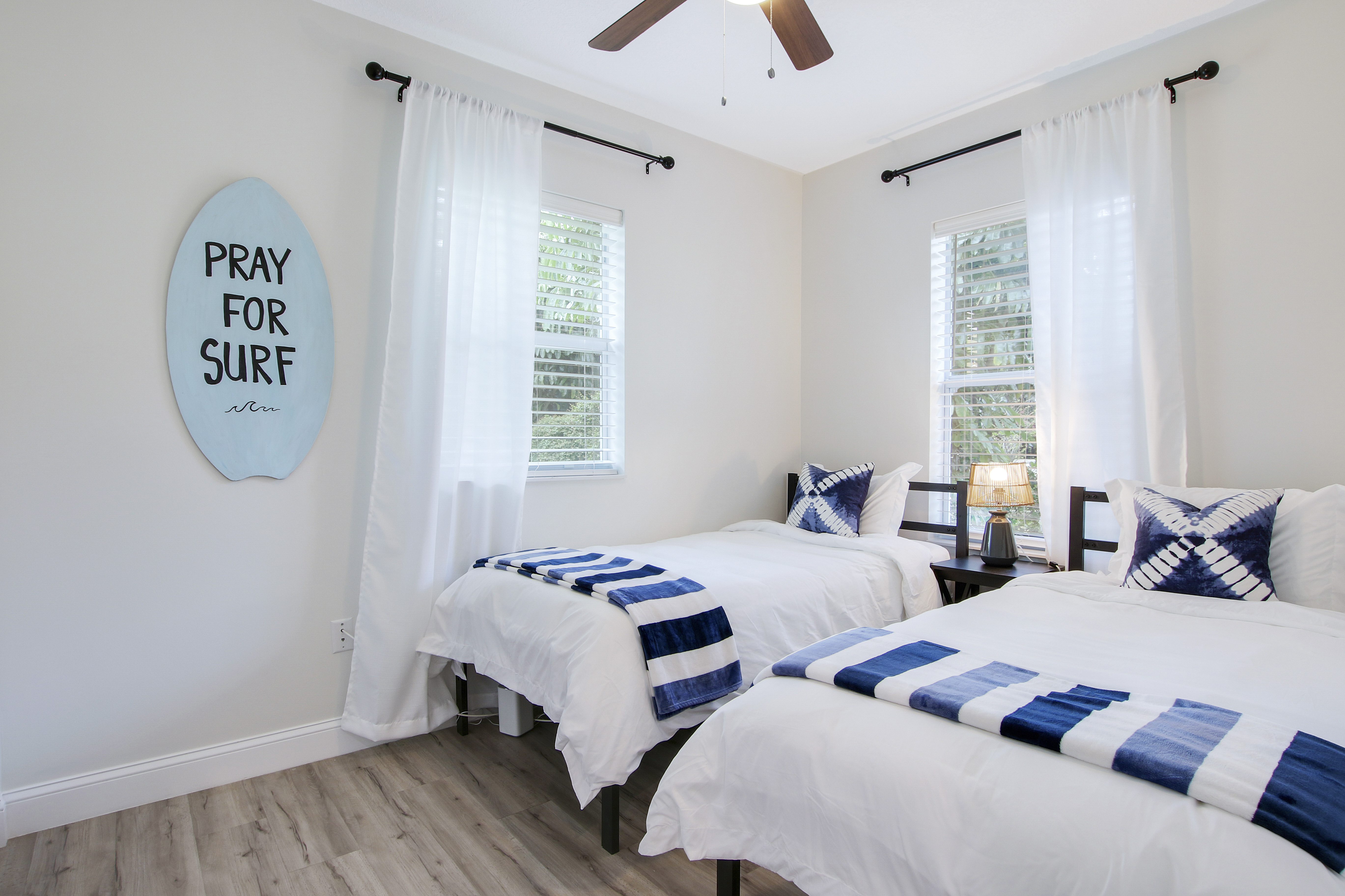 North Palm Beach Surf Shack Airbnb photo 1